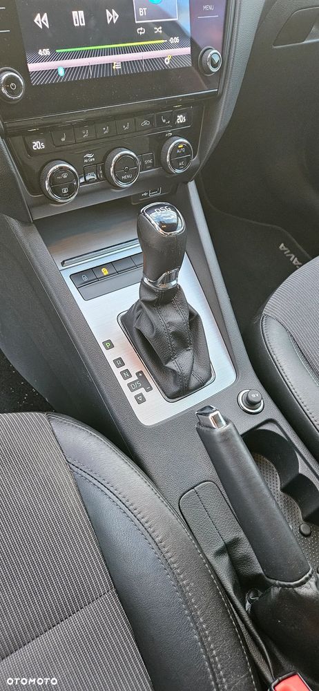 Skoda Octavia 1.6 TDI DSG Clever - 5