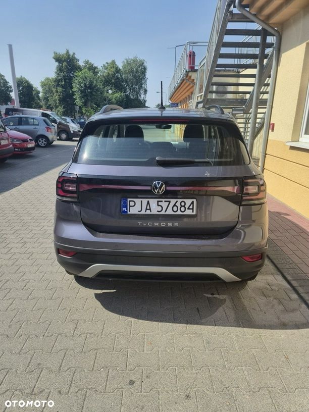 Volkswagen T-Cross 1.0 TSI Active DSG - 2