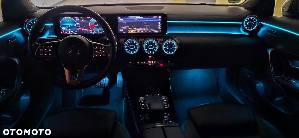 Mercedes-Benz CLA 200 d 8G-DCT - 10