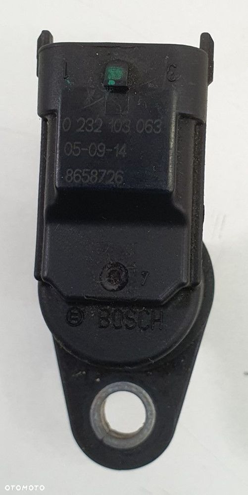 CZUJNIK POŁOŻENIA WAŁKA VOLVO V70 II 2.4 D 8658726 - 2