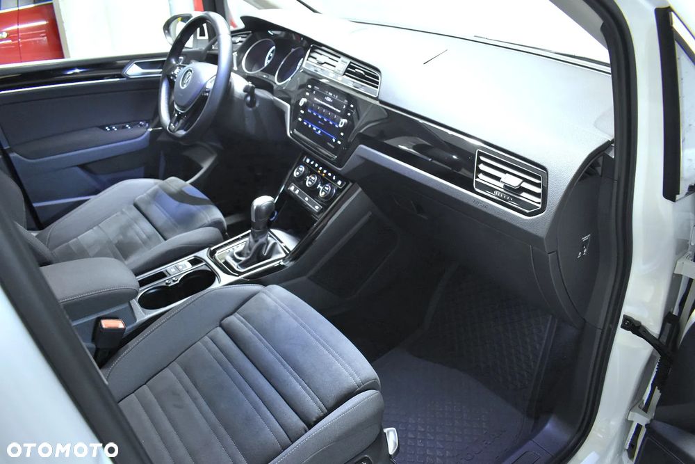 Volkswagen Touran 1.5 TSI EVO Highline DSG - 13
