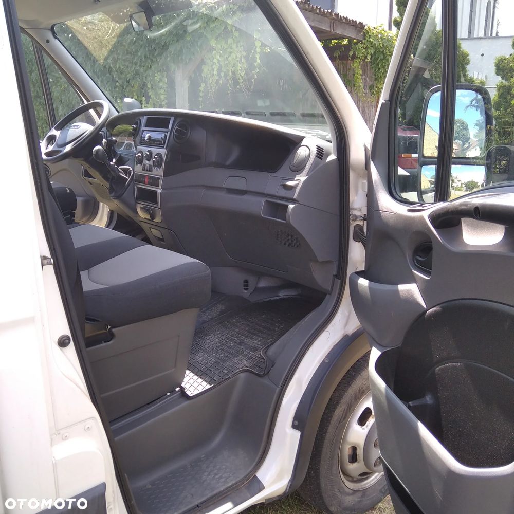 Iveco 35C18 - 9