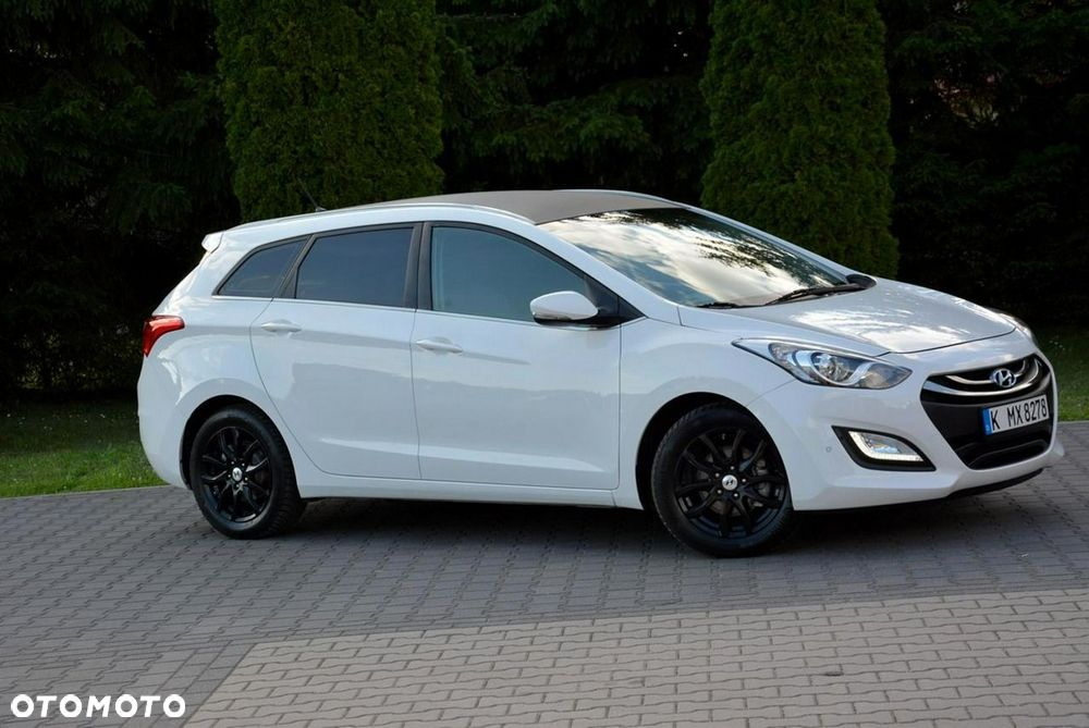 Hyundai i30 1.6 GDI Premium - 10