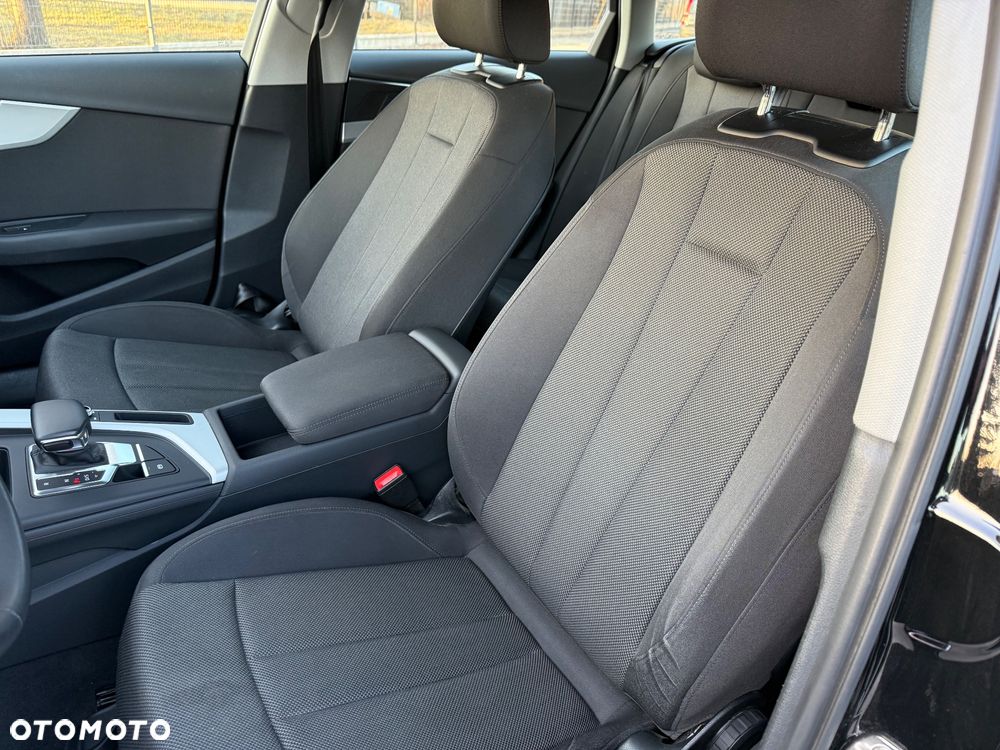 Audi A4 Avant 30 TDI S tronic advanced - 22