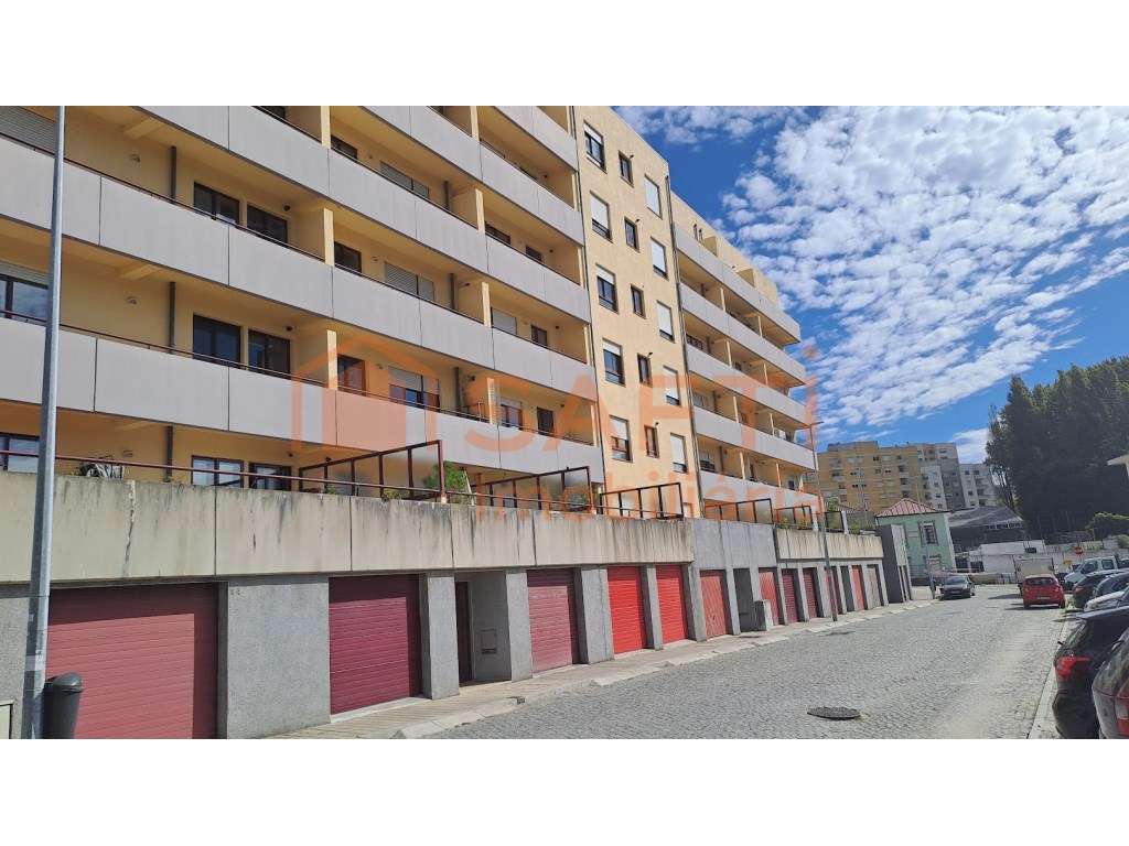 Apartamento T2 Ramalde - Grande imagem: 2/17