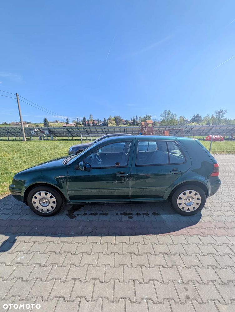 Volkswagen Golf 1.9 TDI - 6