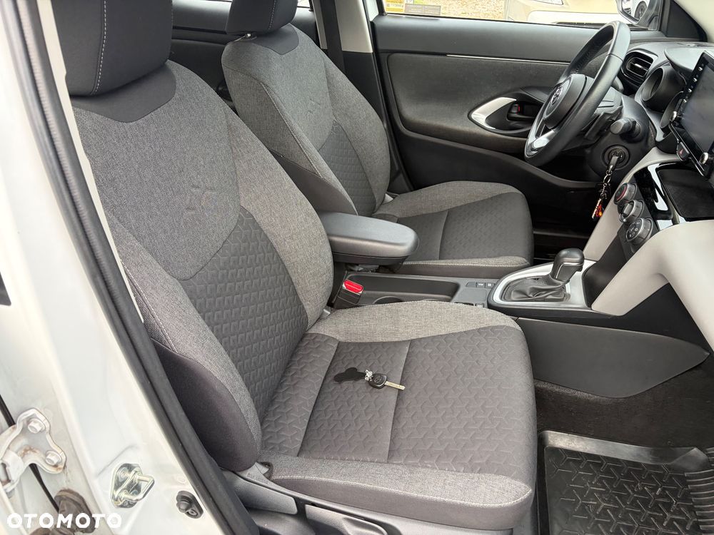 Toyota Yaris Cross - 20