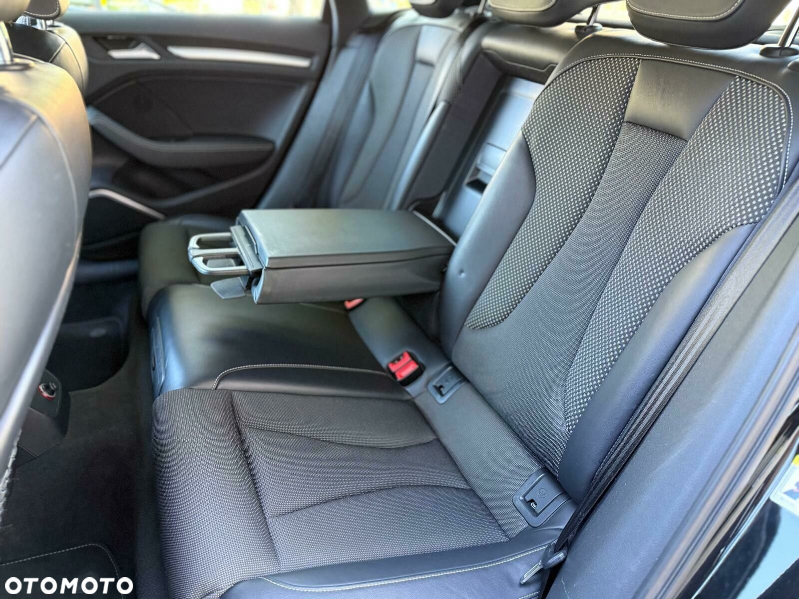 Audi A3 1.4 TFSI CoD ultra Ambiente S tronic - 15