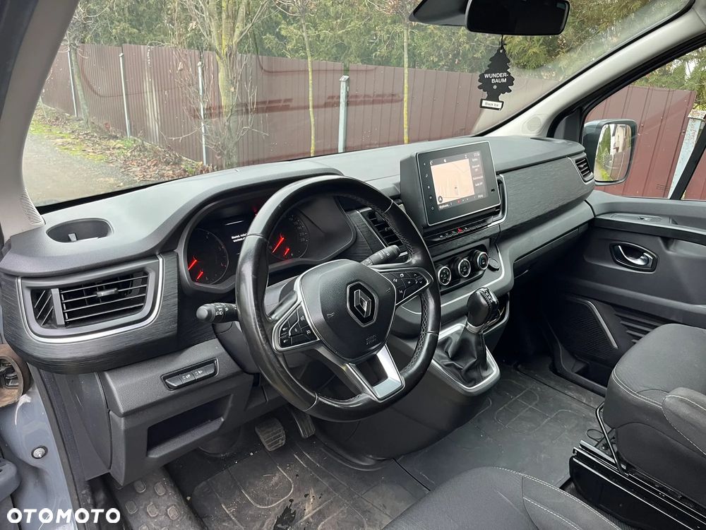 Renault Trafic Grand 2.0 dCi EDC - 10