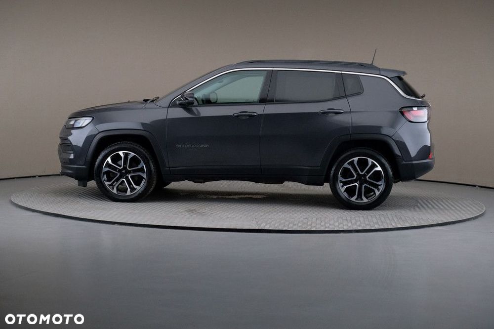 Jeep Compass - 4