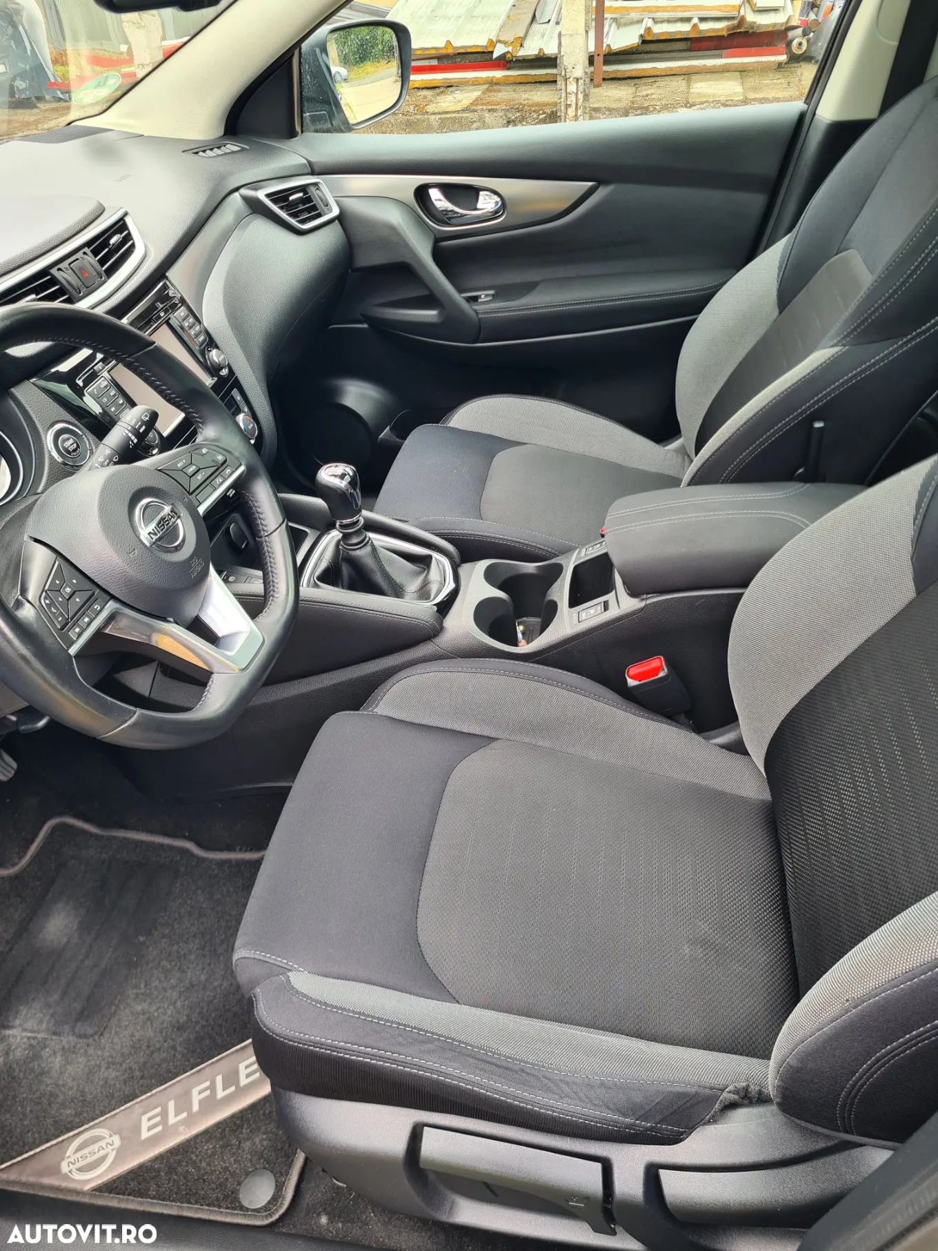 Nissan Qashqai 1.2 DIG-T Start/Stop N-Connecta - 8
