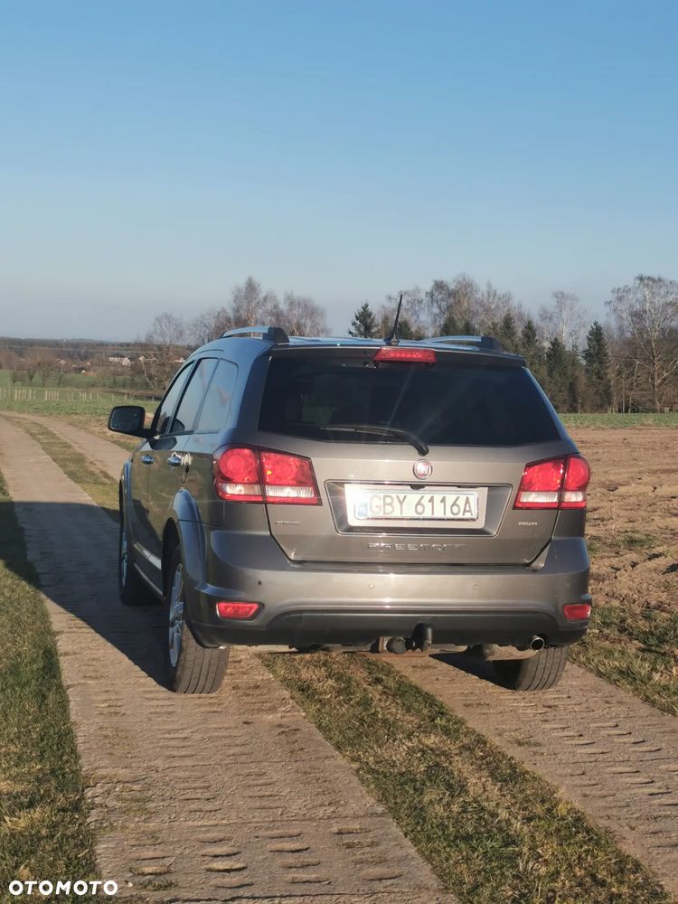 Fiat Freemont 2.0 Multijet 16V DPF Automatik Allrad Lounge - 9