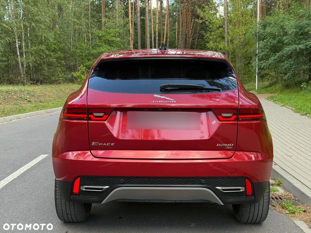 Jaguar E-Pace 2.0 D200 mHEV AWD - 9