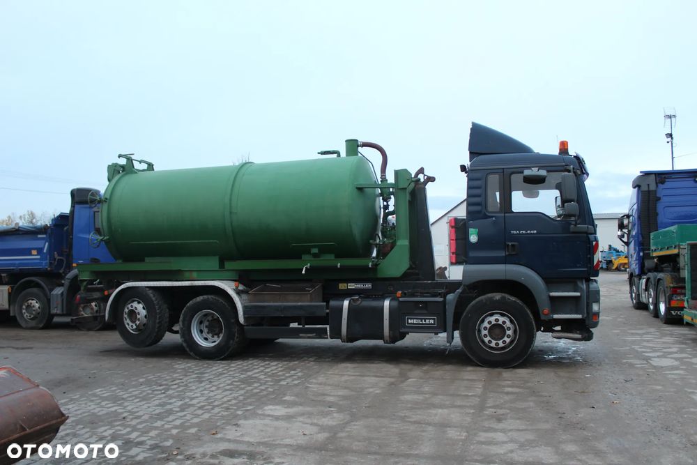 MAN TGA 26.440 z Niemiec Hakowiec 6x2 - 7