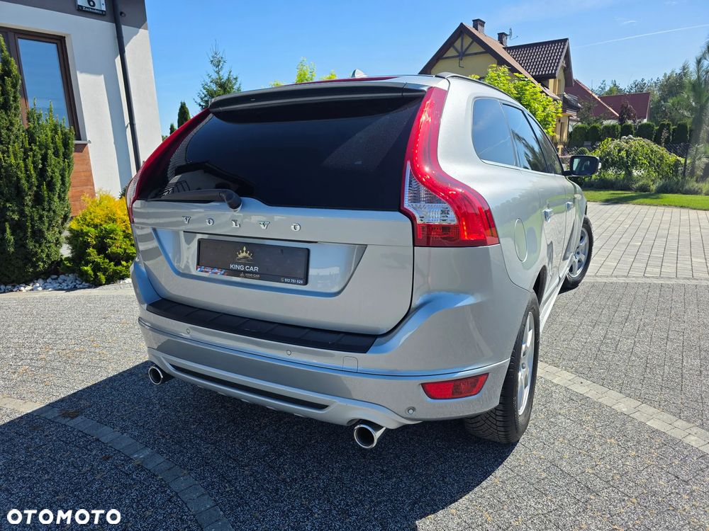 Volvo XC 60 D5 AWD Geartronic Summum - 13