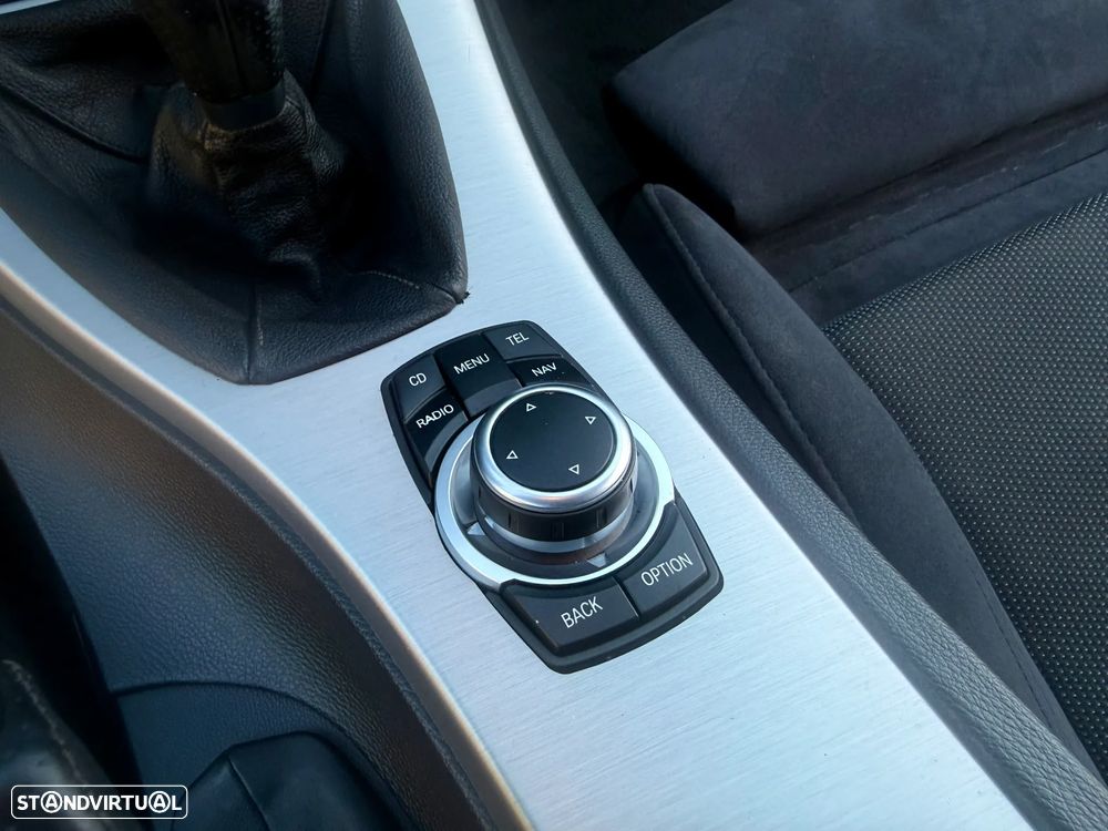 BMW 318 d Edition M Sport Shadow - 38