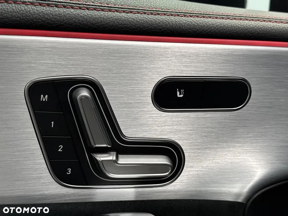 Mercedes-Benz CLA AMG 35 4-Matic 7G-DCT - 11