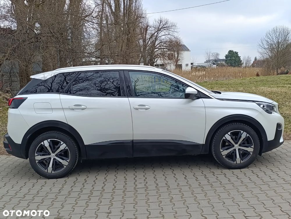Peugeot 3008 1.2 PureTech GPF Active S&S - 6