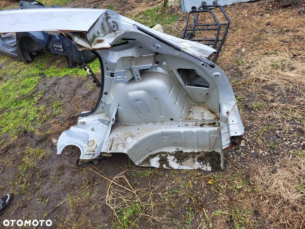 Ćwiartka błotnik tylny prawy Citroen C4 B7 - 2