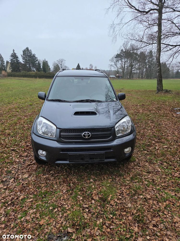 Toyota RAV4 D-4D 4x4 - 5