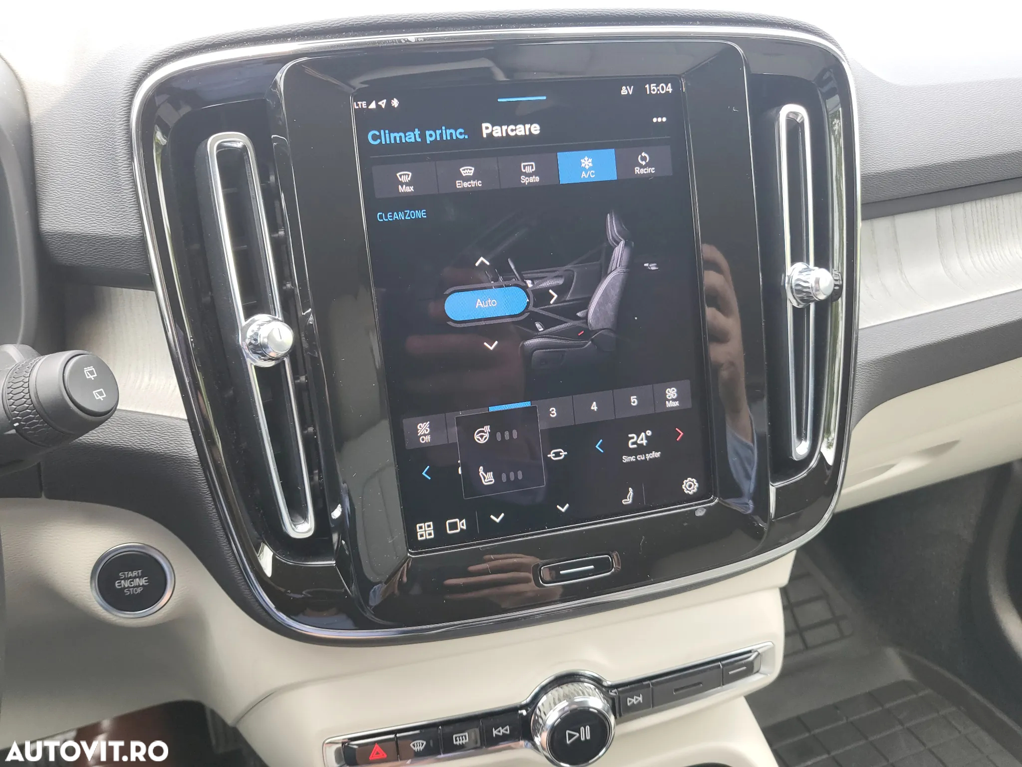 Volvo XC 40 B3 AT FWD MHEV Plus Dark - 31