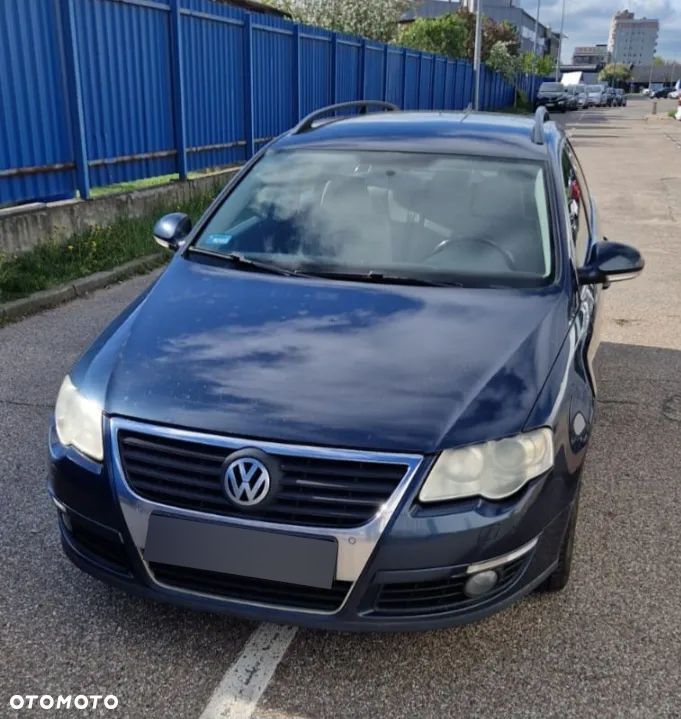 Volkswagen Passat 2.0 TDI Comfortline DSG - 8