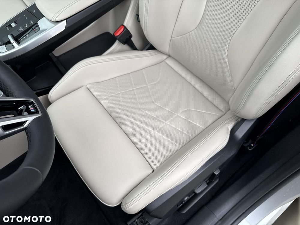BMW X1 - 15