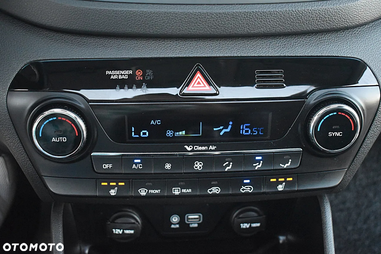 Hyundai Tucson 1.7 CRDI BlueDrive Style 2WD - 25