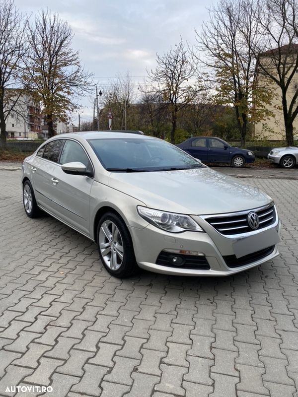 Volkswagen Passat CC - 16