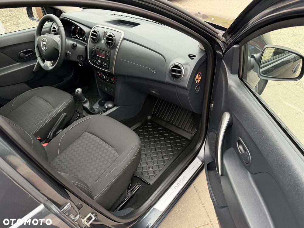 Dacia Sandero - 8