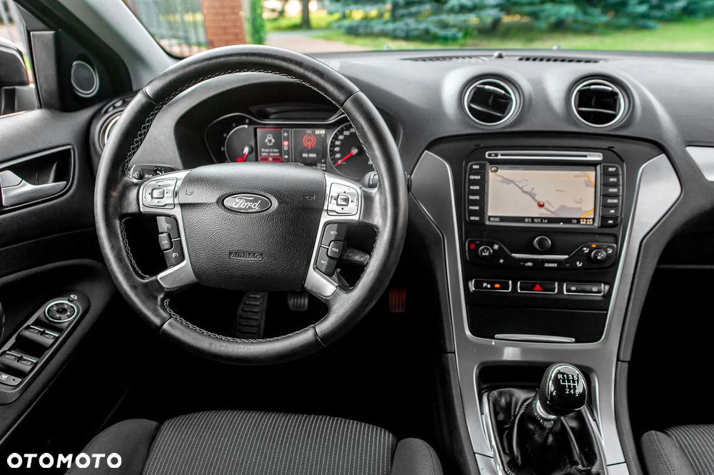 Ford Mondeo 2.0 TDCi Titanium X - 28