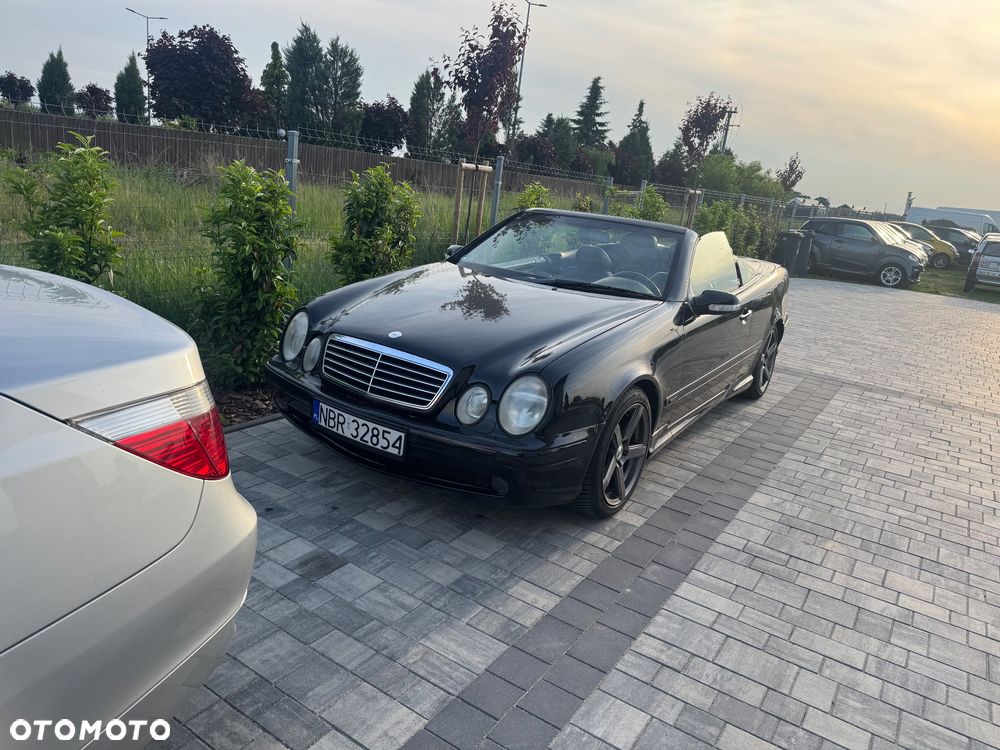 Mercedes-Benz CLK - 1