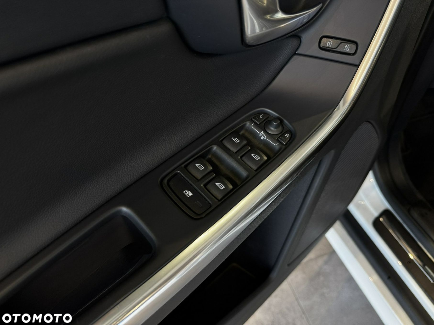 Volvo XC 60 - 26