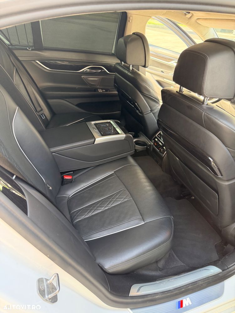BMW Seria 7 740d xDrive - 9
