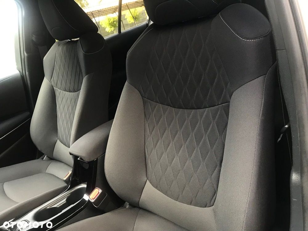 Toyota Corolla 1.5 Comfort - 24