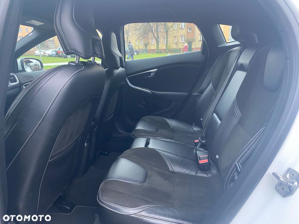 Volvo V40 D3 RDesign - 12