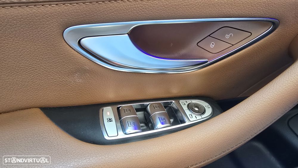 Mercedes-Benz E 220 d AMG Line - 31