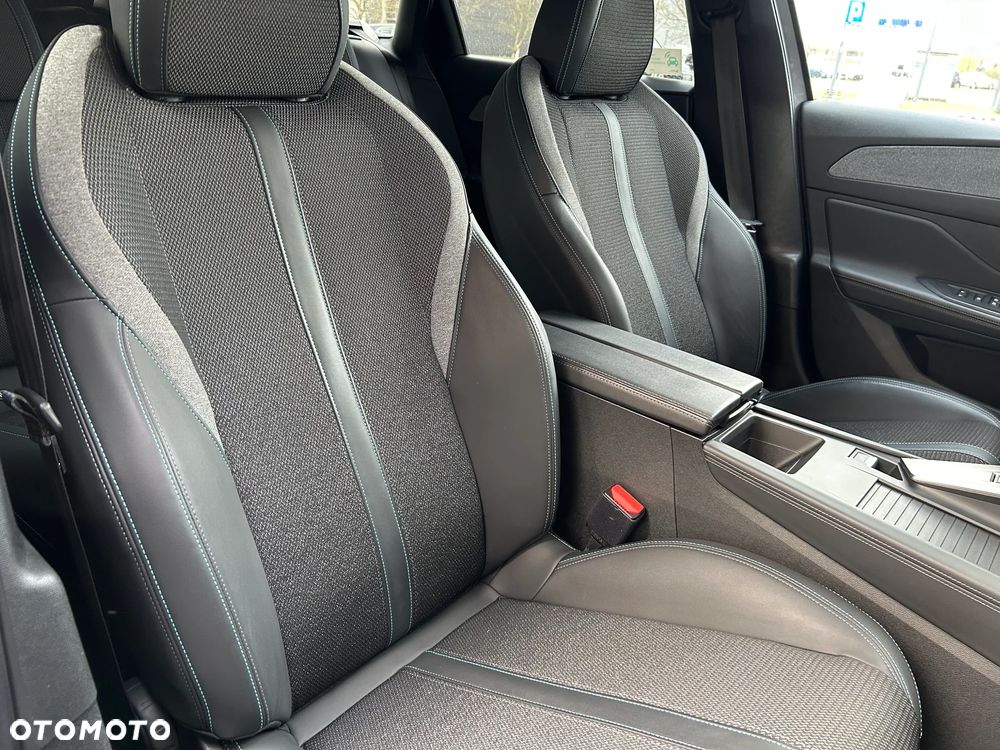 Peugeot 308 1.5 BlueHDi Allure S&S EAT8 - 19