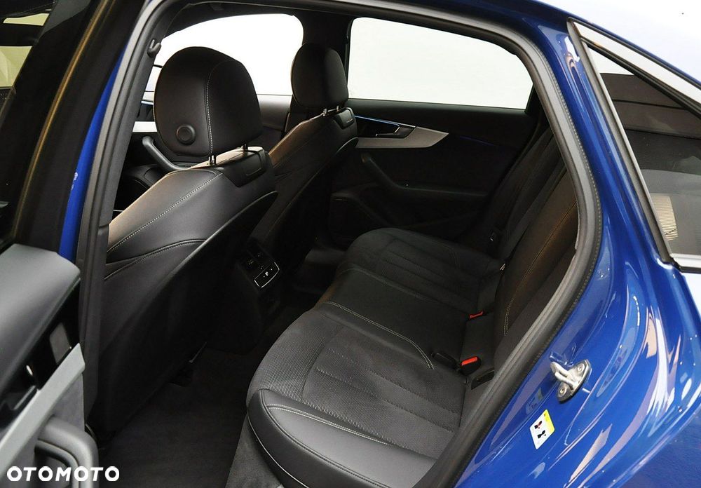 Audi A4 Limousine - 27