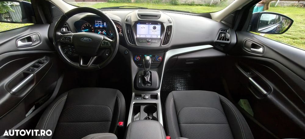 Ford Kuga 1.5 EcoBoost 4WD Aut. Trend - 6