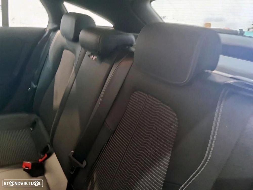 Mercedes-Benz CLA 250 e Shooting Brake Style Plus - 10