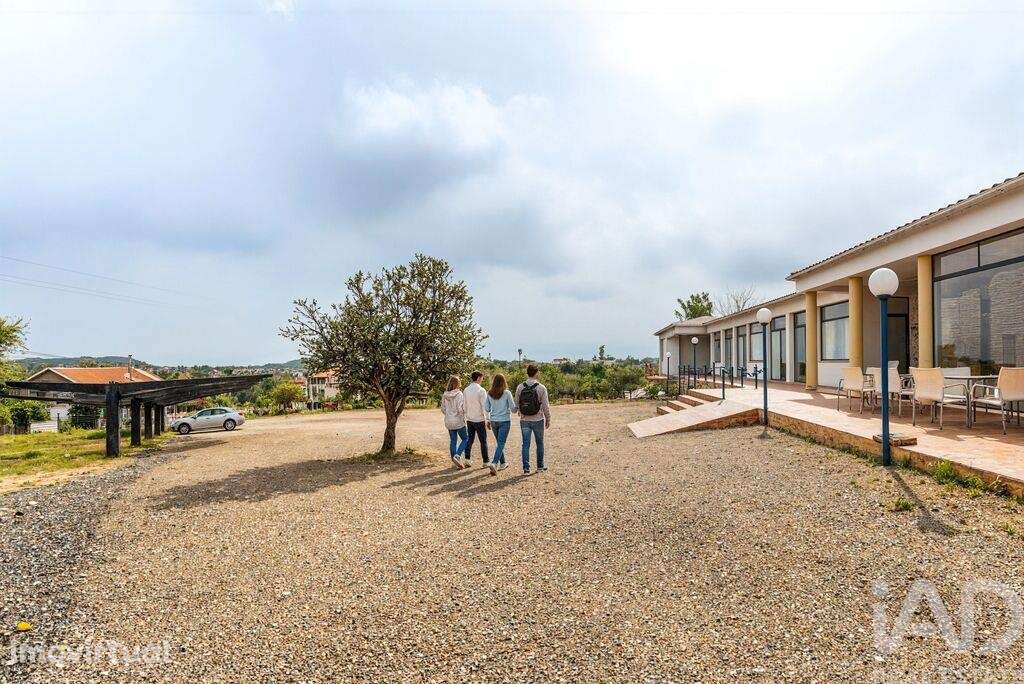 Restaurante em São Brás e São Lourenço de 670,00 m2 - Grande imagem: 4/27