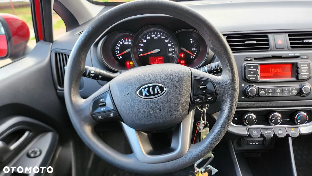 Kia Rio 1.2 Edition 7 - 10