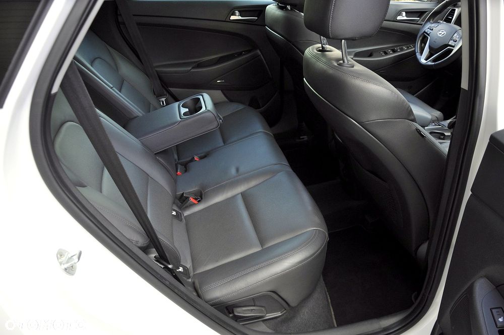 Hyundai Tucson 1.6 Turbo 4WD DCT Advantage - 11