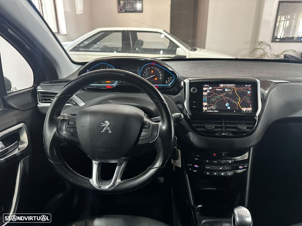 Peugeot 2008 1.6 e-HDi Allure - 13