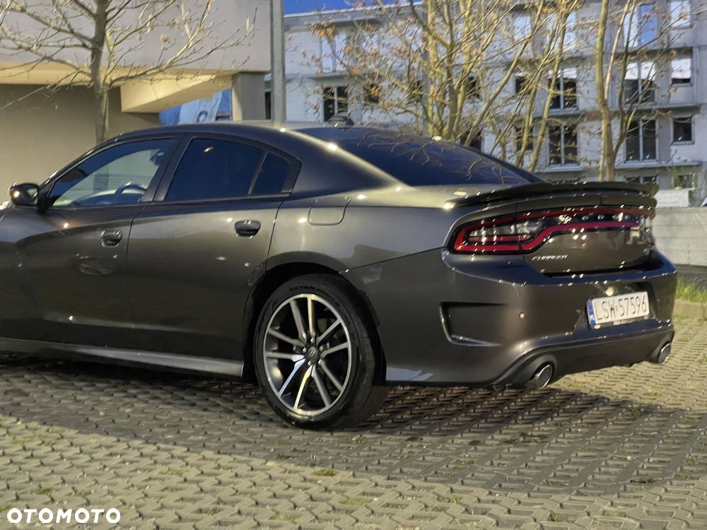 Dodge Charger 5.7 R/T - 26