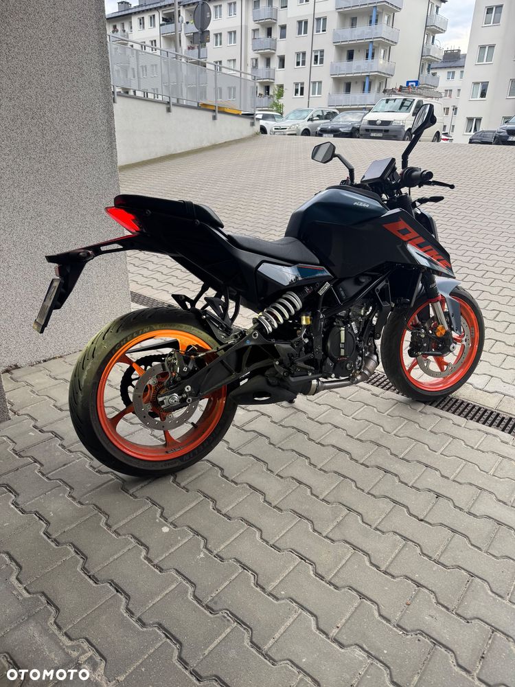 KTM Duke - 3