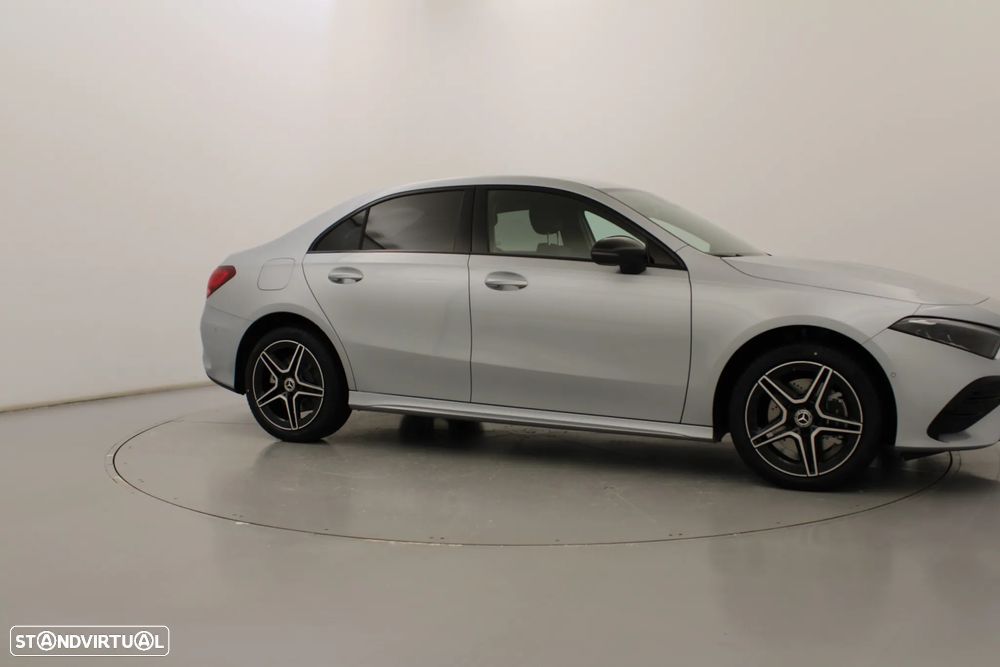 Mercedes-Benz A 250 Limousine e - 3