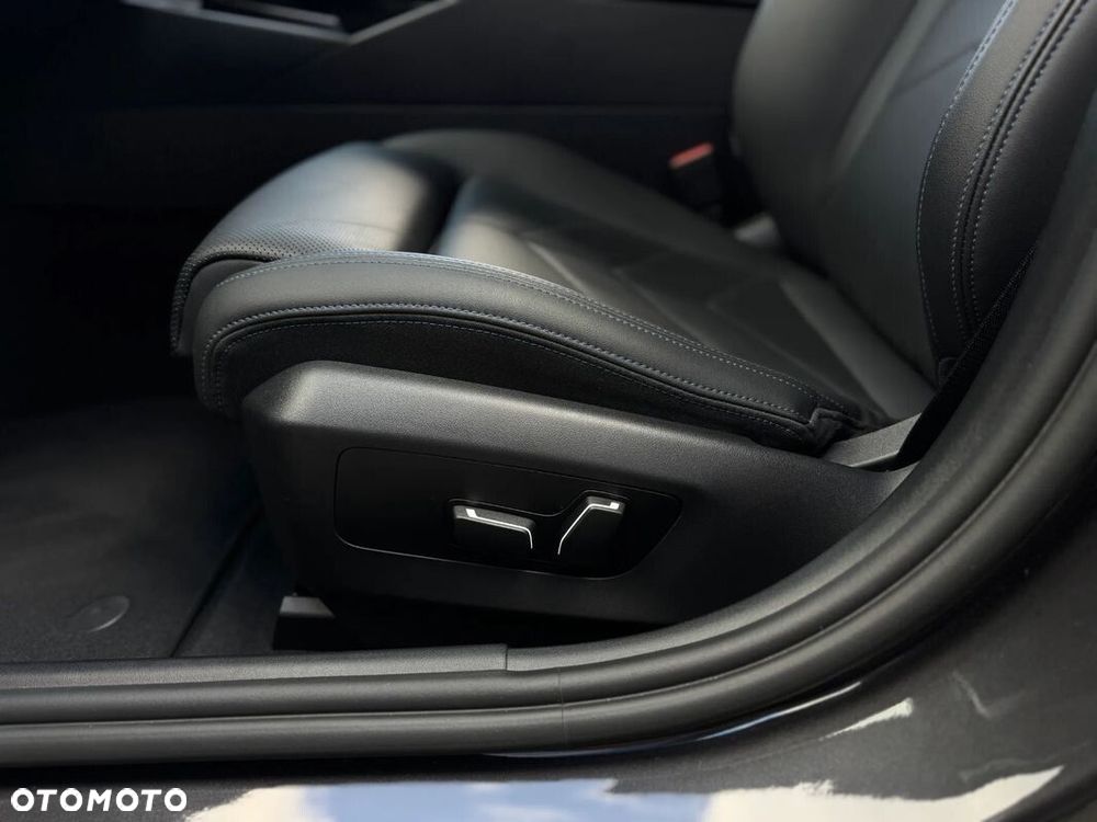 BMW Seria 5 520d xDrive mHEV M Sport - 30