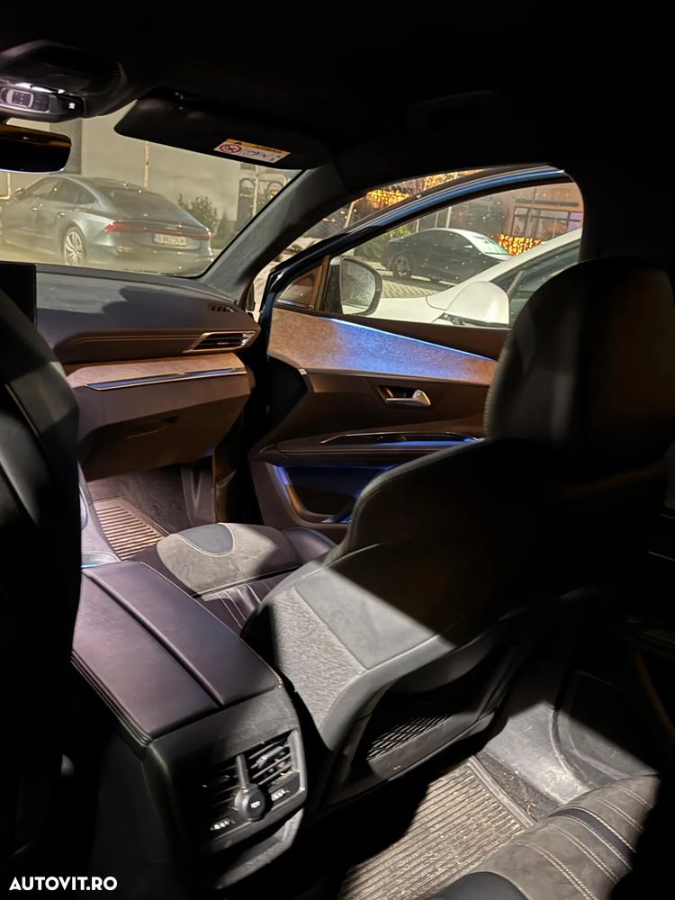 Peugeot 3008 1.5 BlueHDI 130 EAT8 GT - 19